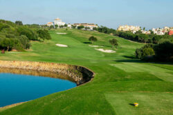 Front-Line golf apartments close to Sotogrande